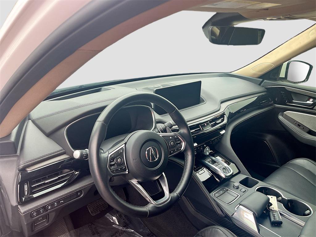 used 2024 Acura MDX car, priced at $41,500