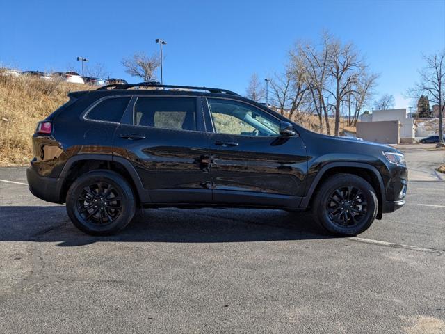 used 2023 Jeep Cherokee car, priced at $23,400