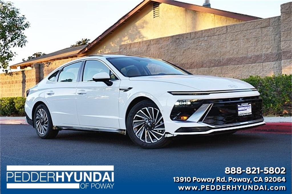 new 2025 Hyundai Sonata Hybrid car, priced at $37,781