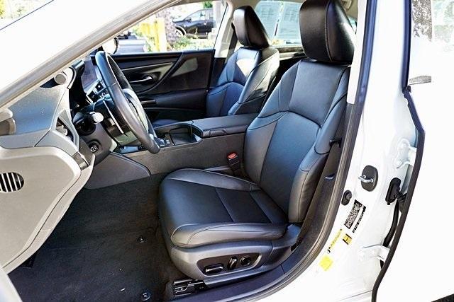 used 2023 Lexus ES 300h car, priced at $41,443