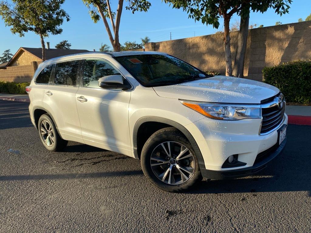 used 2016 Toyota Highlander car, priced at $23,381