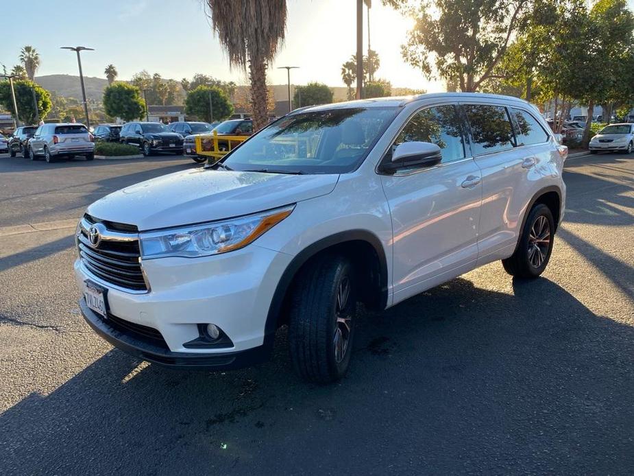 used 2016 Toyota Highlander car, priced at $23,381