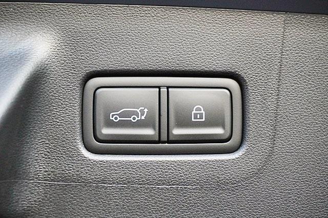 new 2025 Hyundai SANTA FE HEV car, priced at $47,108