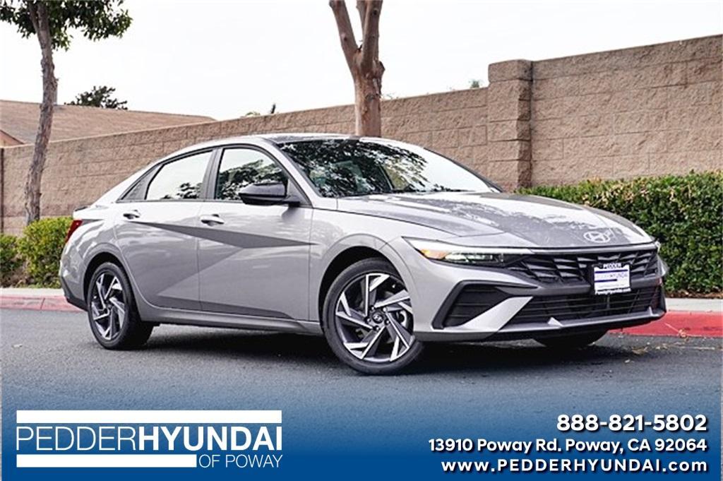 new 2025 Hyundai Elantra HEV car, priced at $28,152