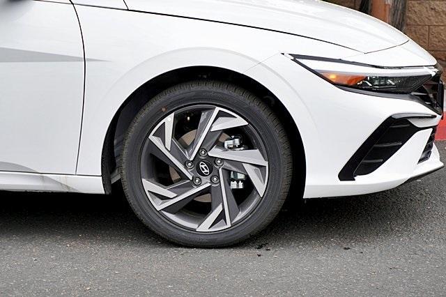 new 2025 Hyundai ELANTRA HEV car, priced at $30,804