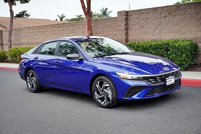 new 2025 Hyundai ELANTRA HEV car, priced at $28,750