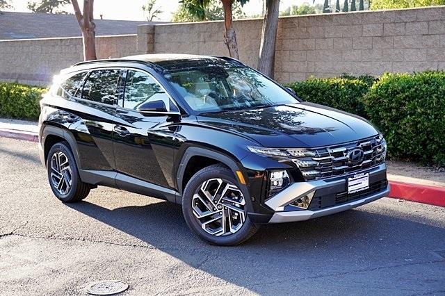 new 2025 Hyundai TUCSON Hybrid car, priced at $42,023