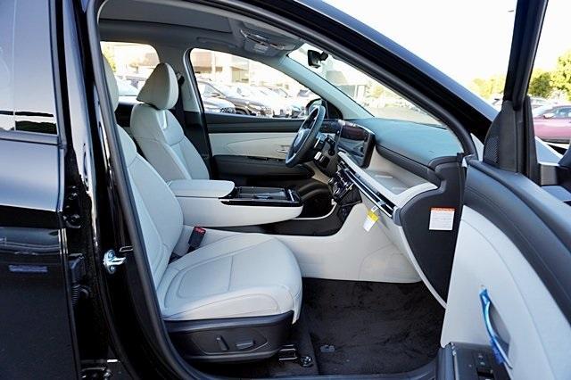 new 2025 Hyundai TUCSON Hybrid car, priced at $42,023