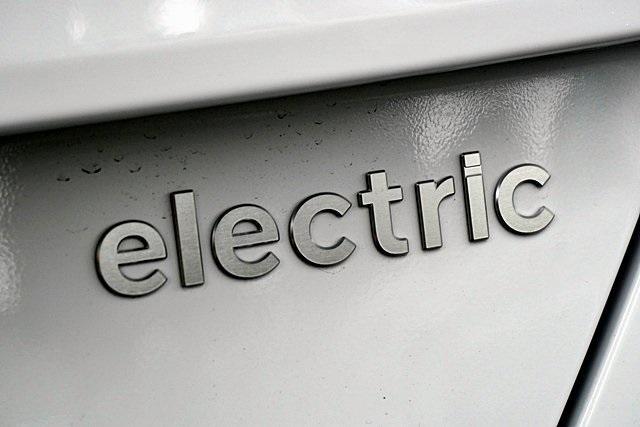 new 2025 Hyundai Kona EV car, priced at $39,055