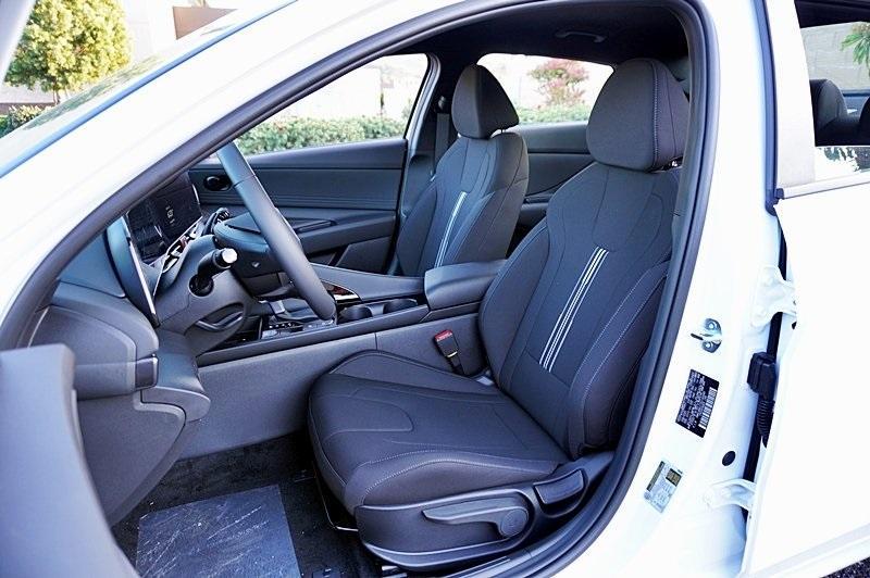 new 2025 Hyundai ELANTRA HEV car, priced at $29,156