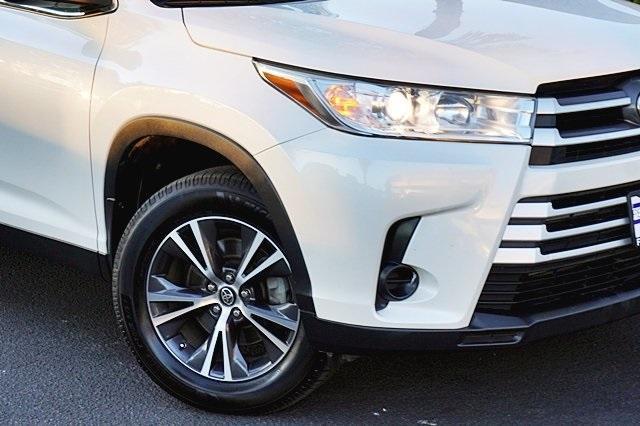 used 2019 Toyota Highlander car, priced at $22,468