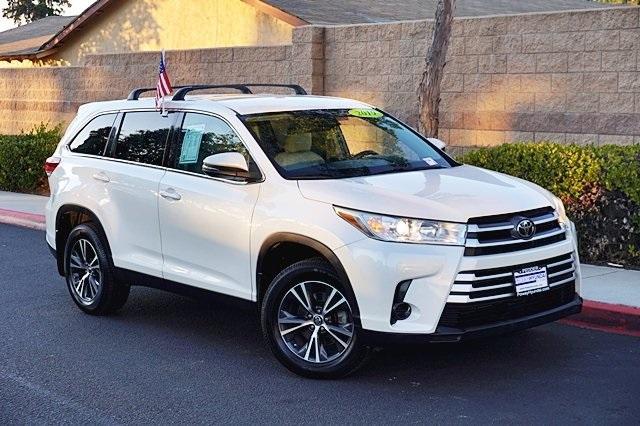 used 2019 Toyota Highlander car, priced at $22,468