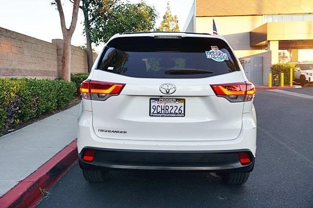 used 2019 Toyota Highlander car, priced at $22,468