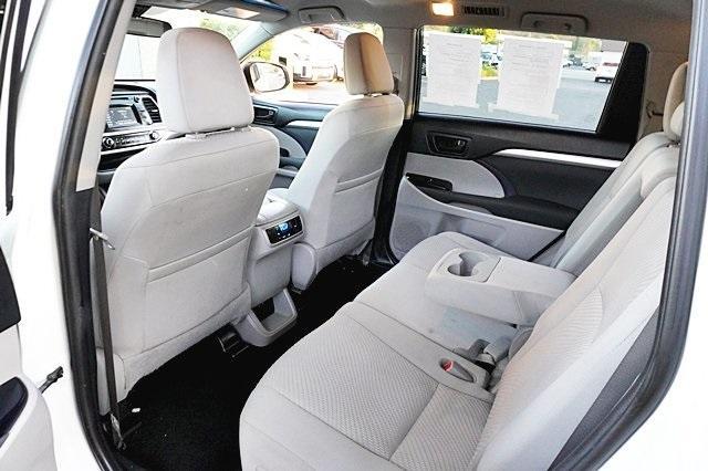 used 2019 Toyota Highlander car, priced at $22,468