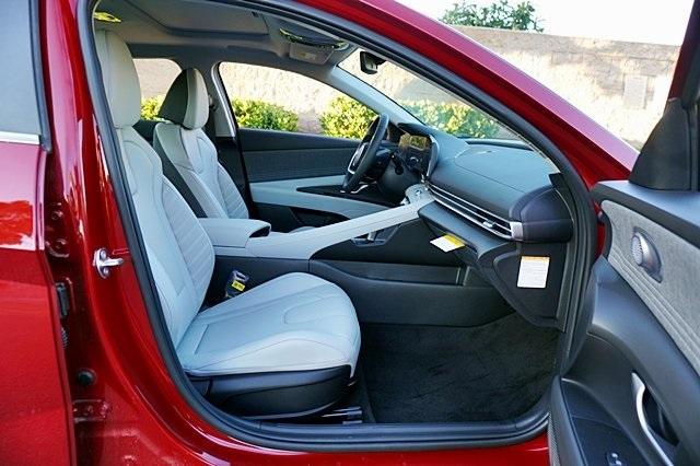 new 2025 Hyundai ELANTRA HEV car, priced at $30,977