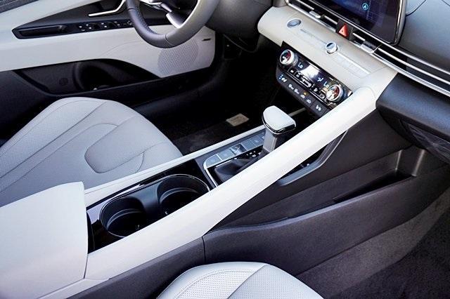 new 2025 Hyundai ELANTRA HEV car, priced at $30,977