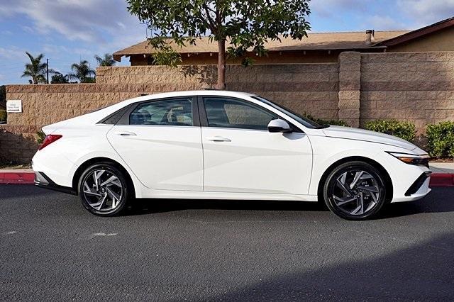 new 2025 Hyundai ELANTRA HEV car, priced at $31,070