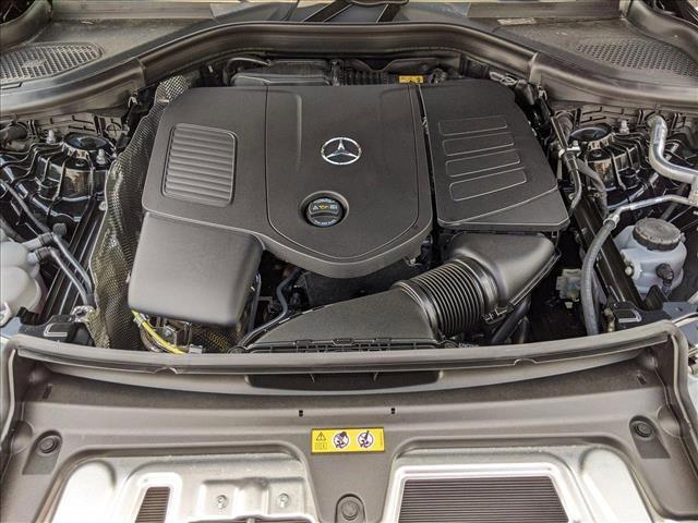 new 2025 Mercedes-Benz GLC 300 car, priced at $57,600