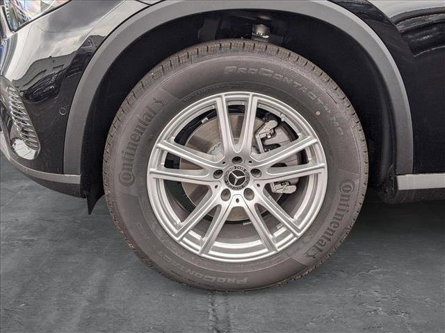 new 2025 Mercedes-Benz GLC 300 car, priced at $56,585