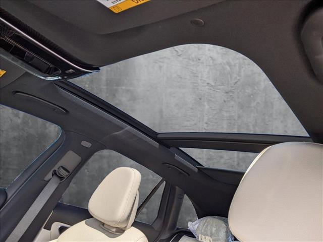 new 2025 Mercedes-Benz GLC 300 car, priced at $56,385