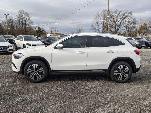 new 2025 Mercedes-Benz GLA 250 car, priced at $47,295