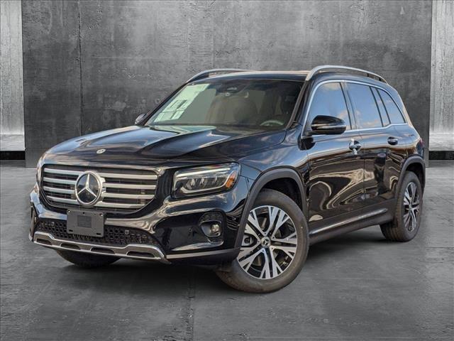 new 2025 Mercedes-Benz GLB 250 car, priced at $51,095