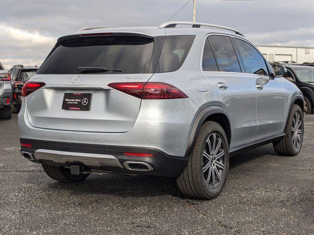 new 2025 Mercedes-Benz GLE 450 car, priced at $75,795