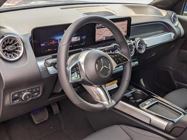 new 2025 Mercedes-Benz GLB 250 car, priced at $53,045