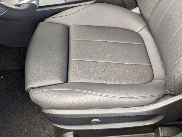 new 2025 Mercedes-Benz GLB 250 car, priced at $51,095