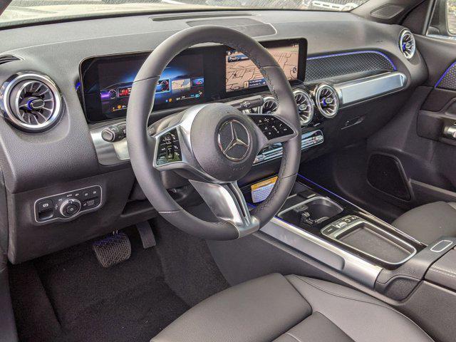 new 2025 Mercedes-Benz GLB 250 car, priced at $51,095