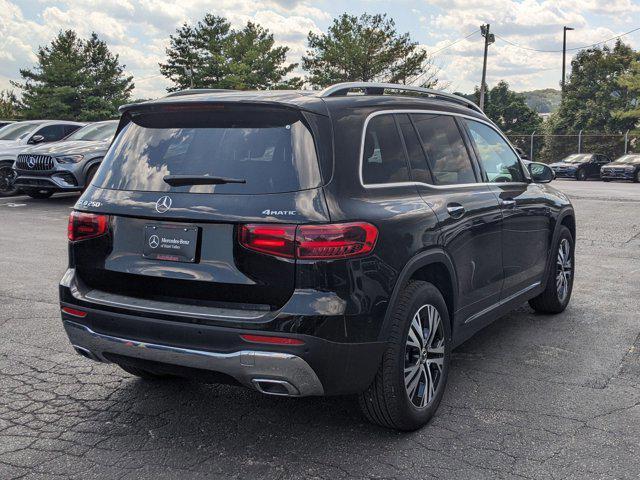 new 2025 Mercedes-Benz GLB 250 car, priced at $51,095