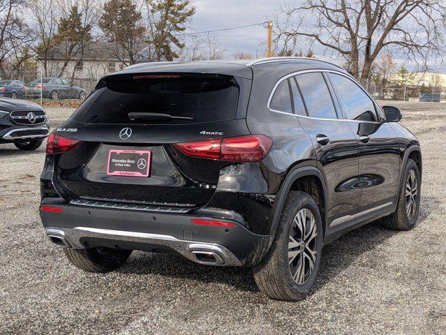 new 2025 Mercedes-Benz GLA 250 car, priced at $47,295