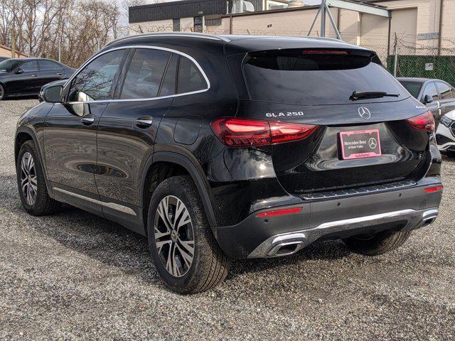 new 2025 Mercedes-Benz GLA 250 car, priced at $47,295