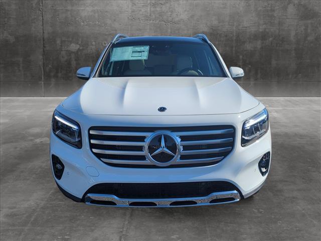 new 2024 Mercedes-Benz GLB 250 car, priced at $53,215