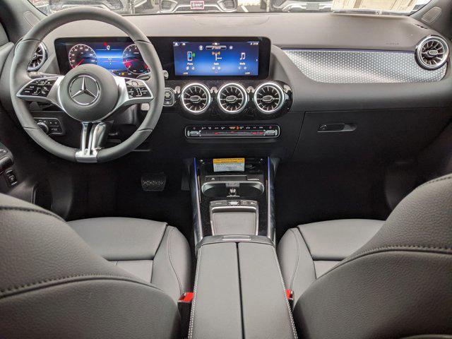 new 2025 Mercedes-Benz GLA 250 car, priced at $47,295