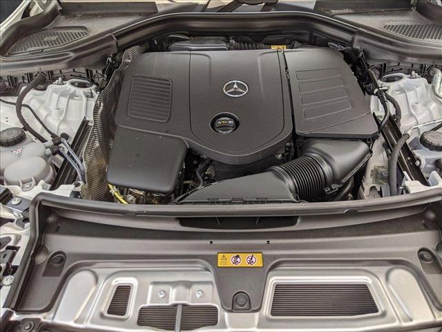 new 2025 Mercedes-Benz GLC 300 car, priced at $56,335