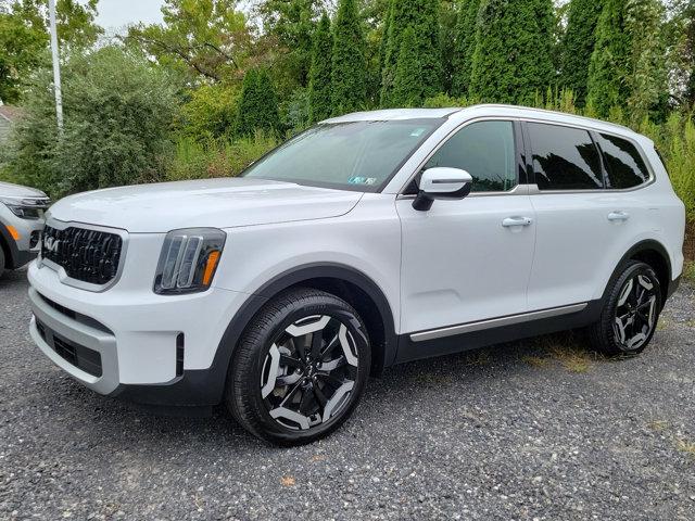 used 2024 Kia Telluride car, priced at $43,495