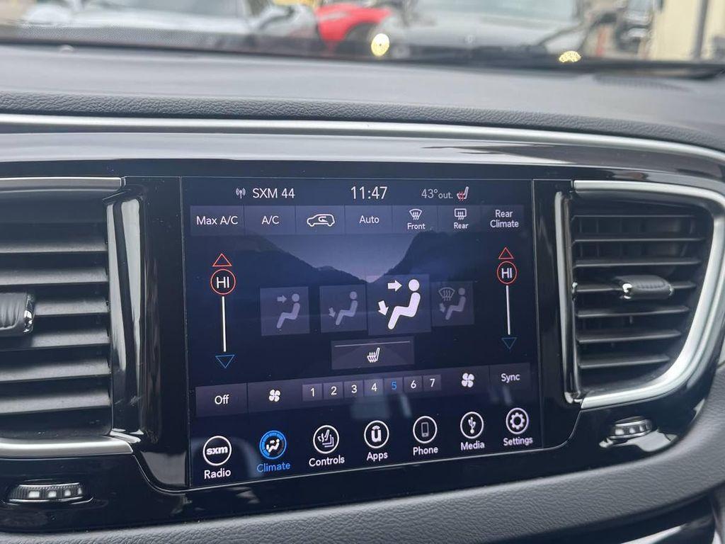 used 2018 Chrysler Pacifica car, priced at $14,905