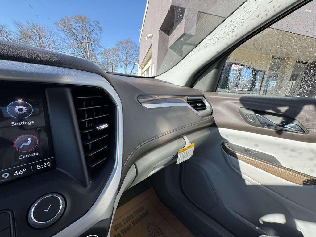 used 2022 GMC Acadia car, priced at $30,405