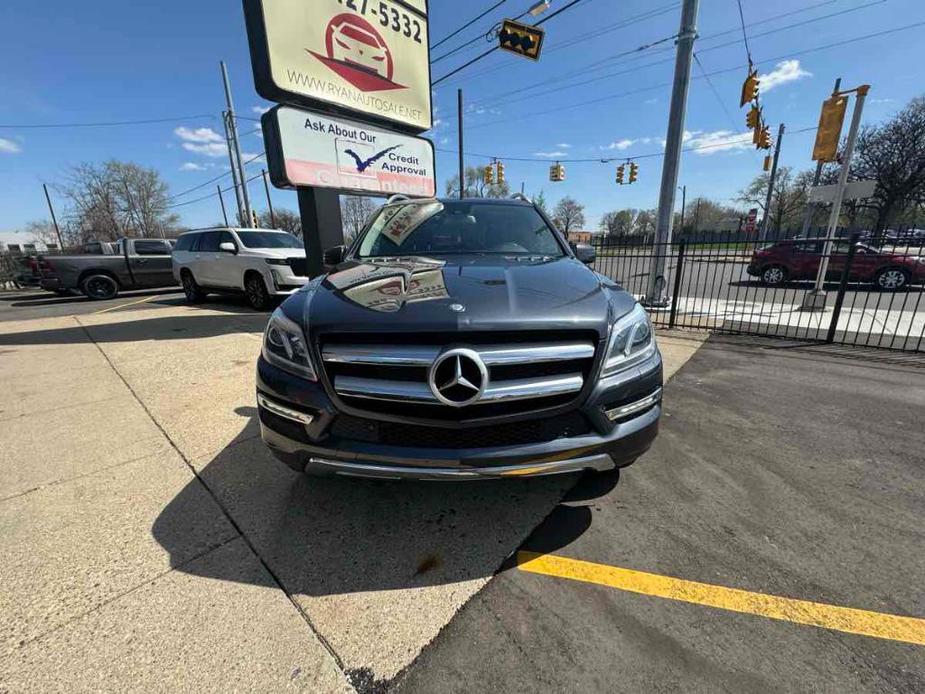 used 2016 Mercedes-Benz GL-Class car, priced at $21,905