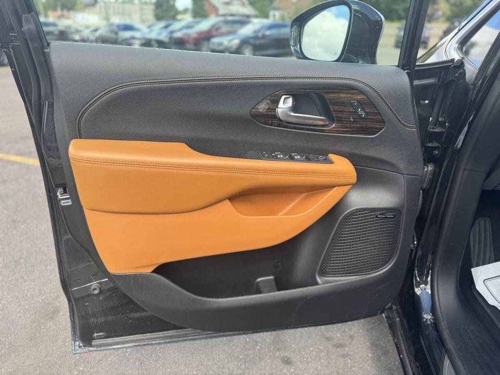 used 2022 Chrysler Pacifica car, priced at $37,905