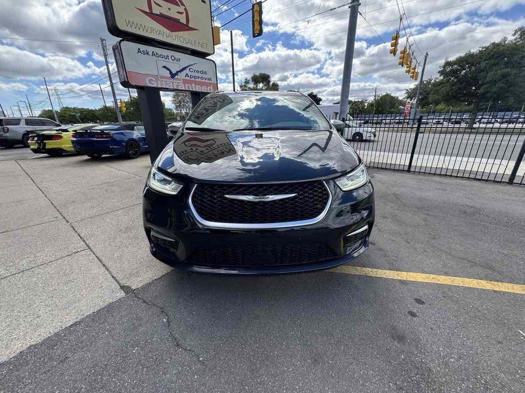 used 2022 Chrysler Pacifica car, priced at $37,905