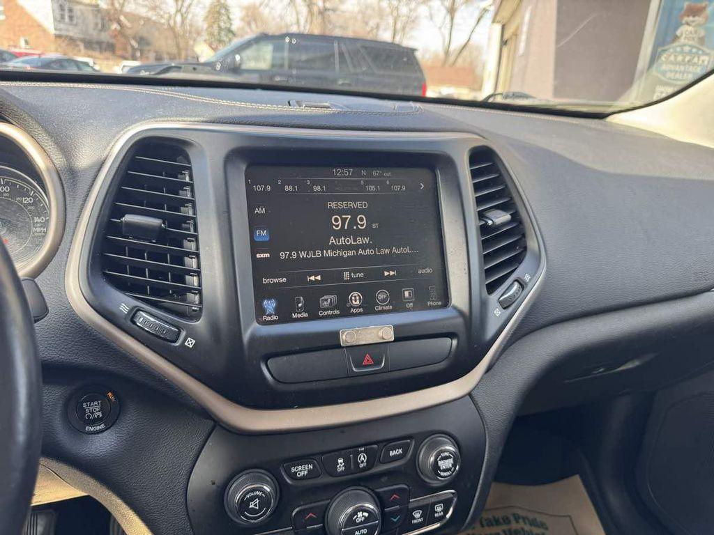 used 2016 Jeep Cherokee car