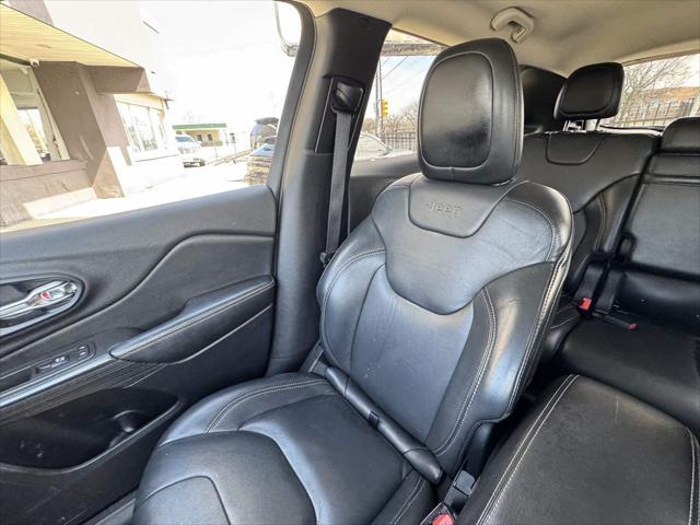 used 2016 Jeep Cherokee car