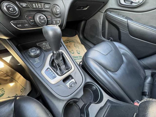 used 2016 Jeep Cherokee car