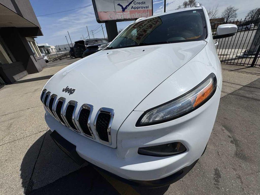 used 2016 Jeep Cherokee car