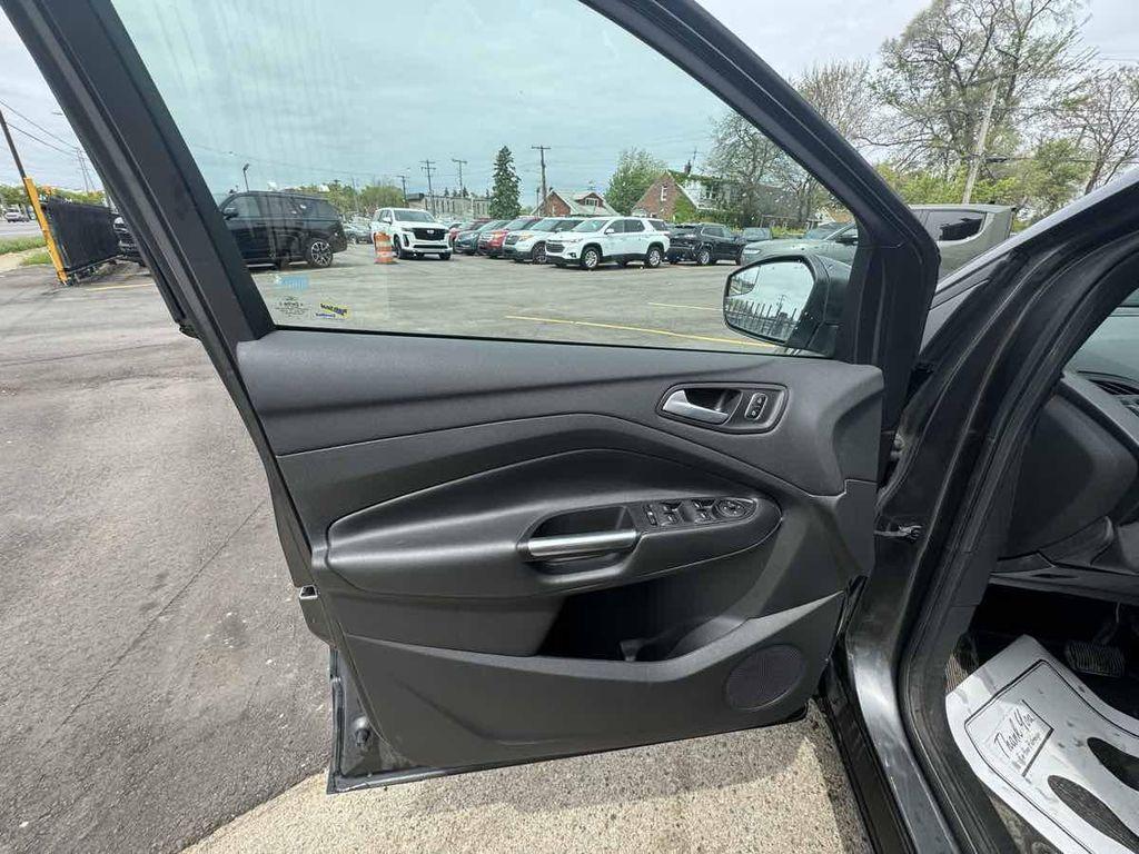 used 2017 Ford Escape car, priced at $11,905