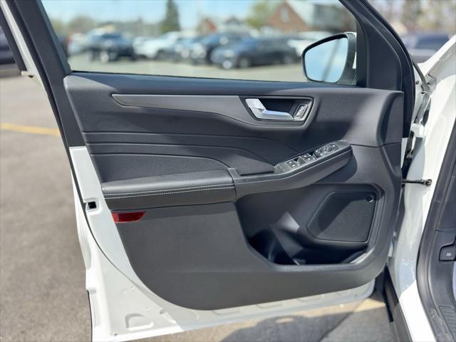 used 2025 Ford Escape car, priced at $33,905