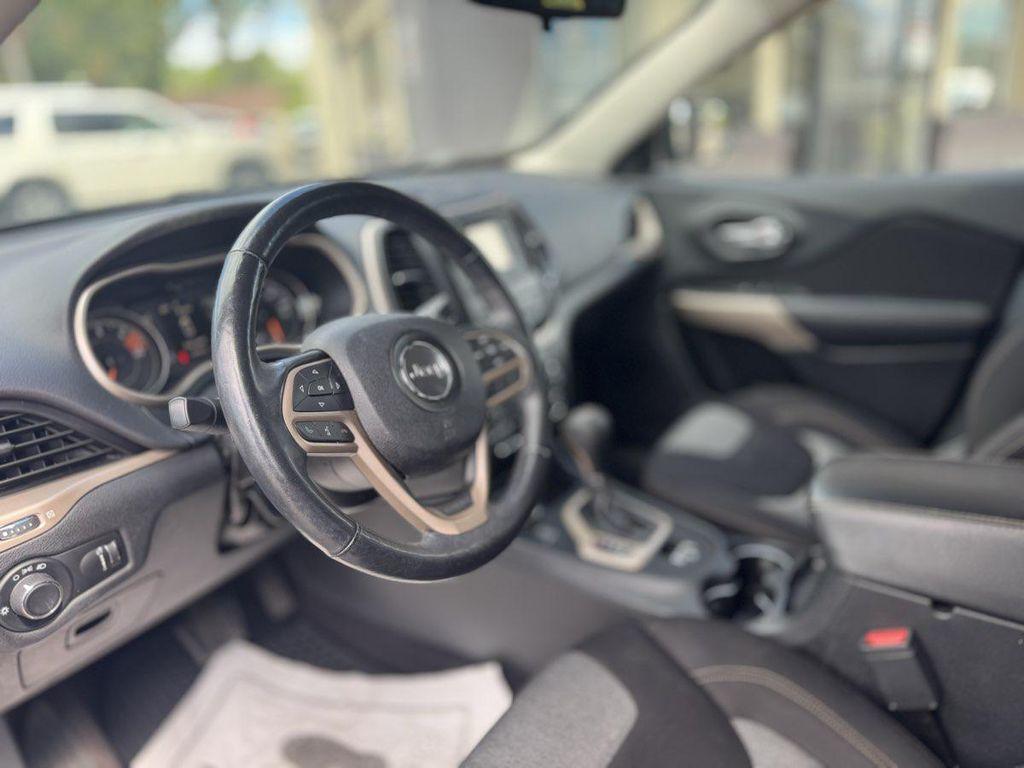 used 2017 Jeep Cherokee car, priced at $11,905