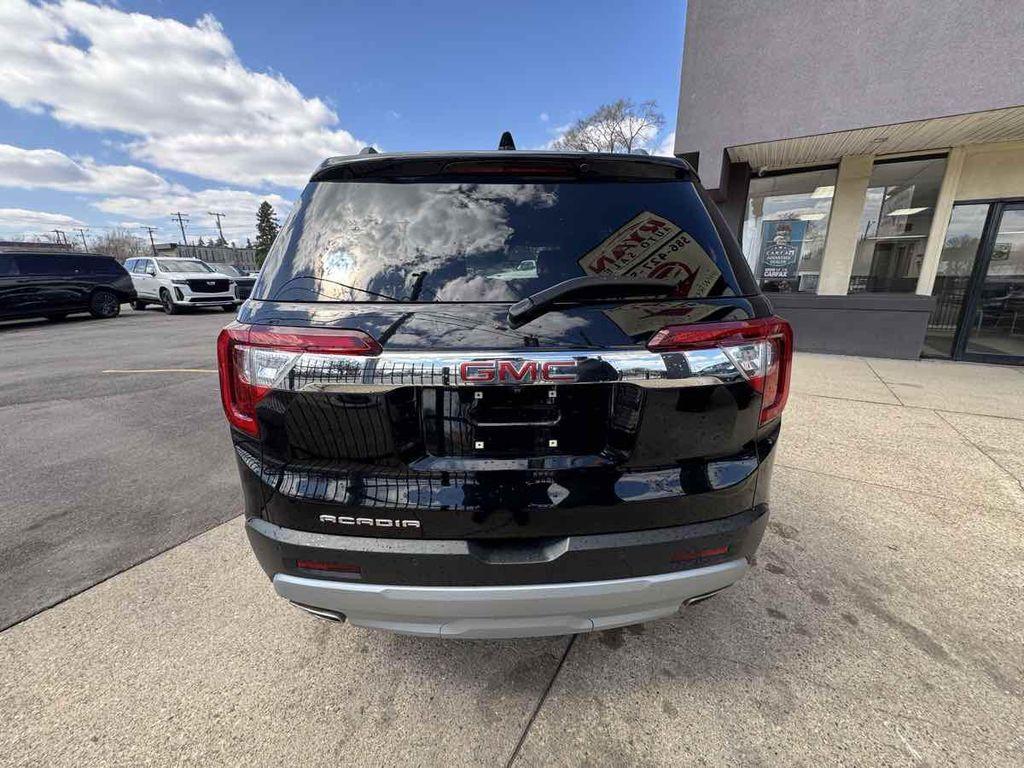used 2022 GMC Acadia car, priced at $27,905